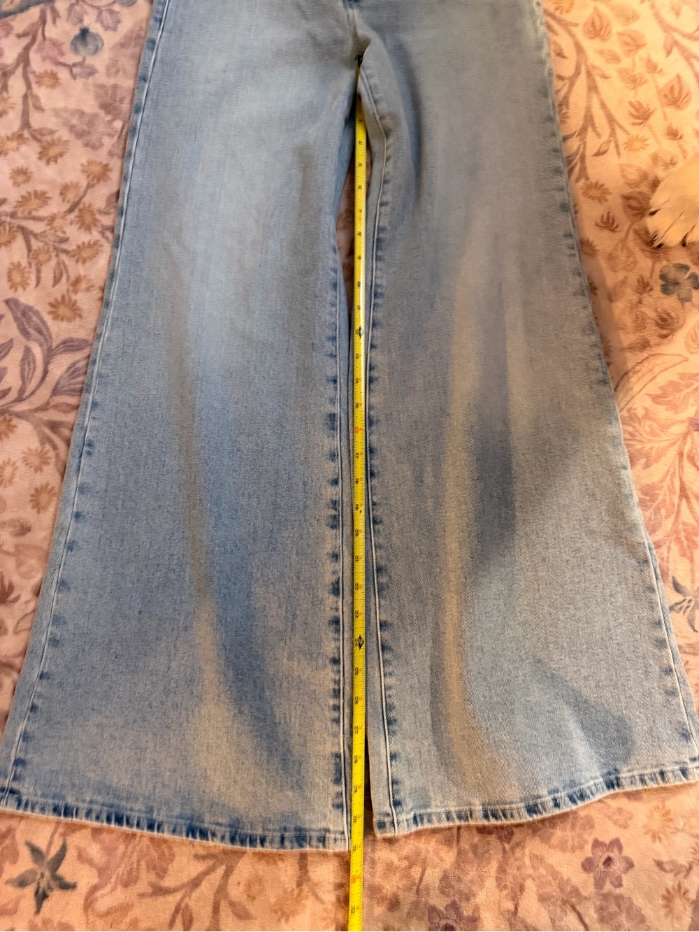 Good American Wide-Leg Jeans - Picture 5 of 5